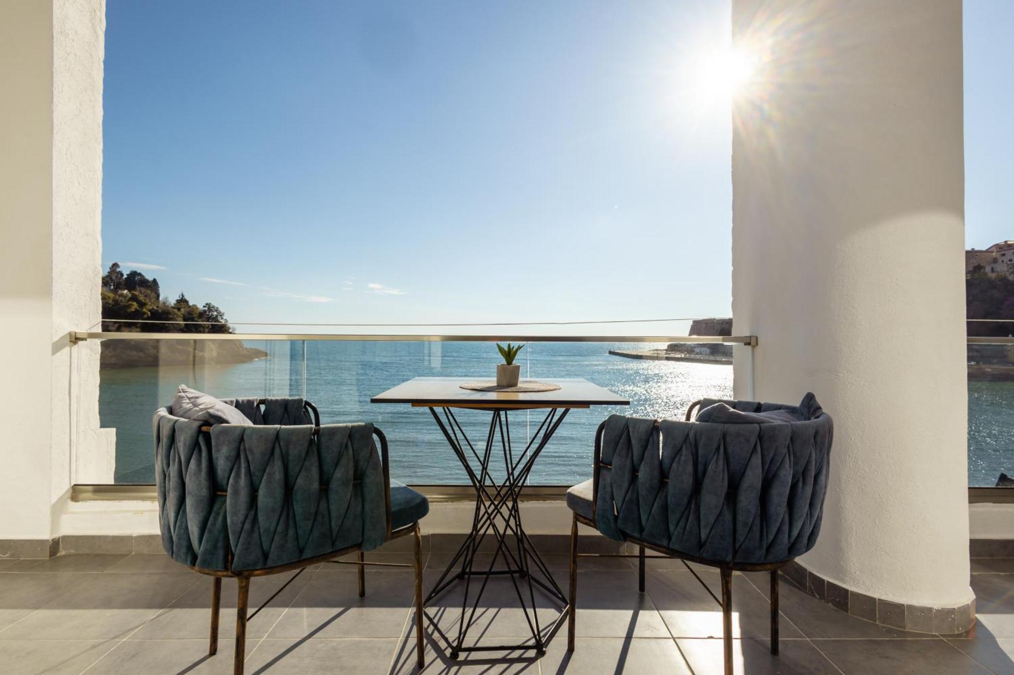 Continental Hotel Ούλτσιν Εξωτερικό φωτογραφία