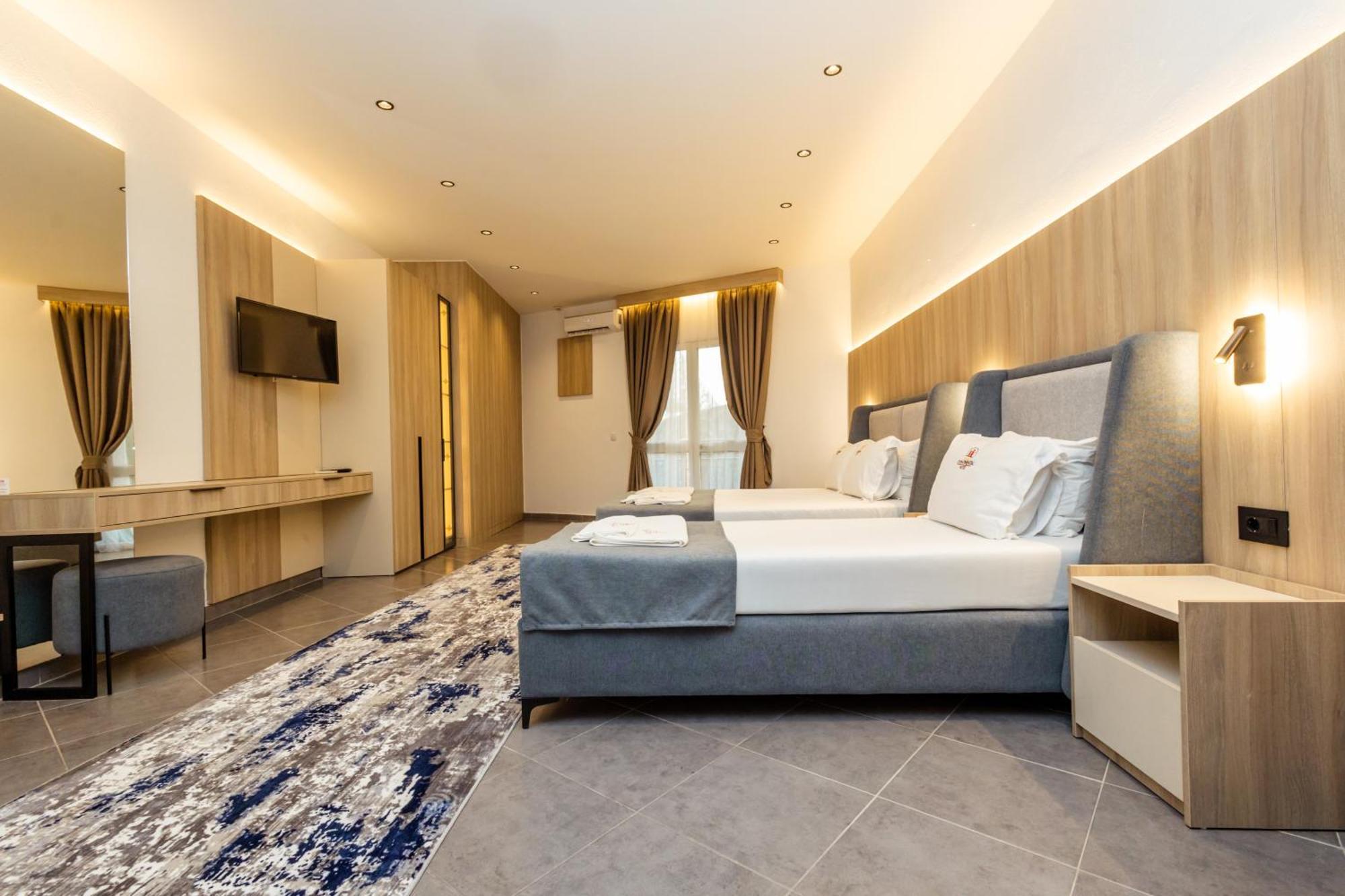 Continental Hotel Ούλτσιν Εξωτερικό φωτογραφία