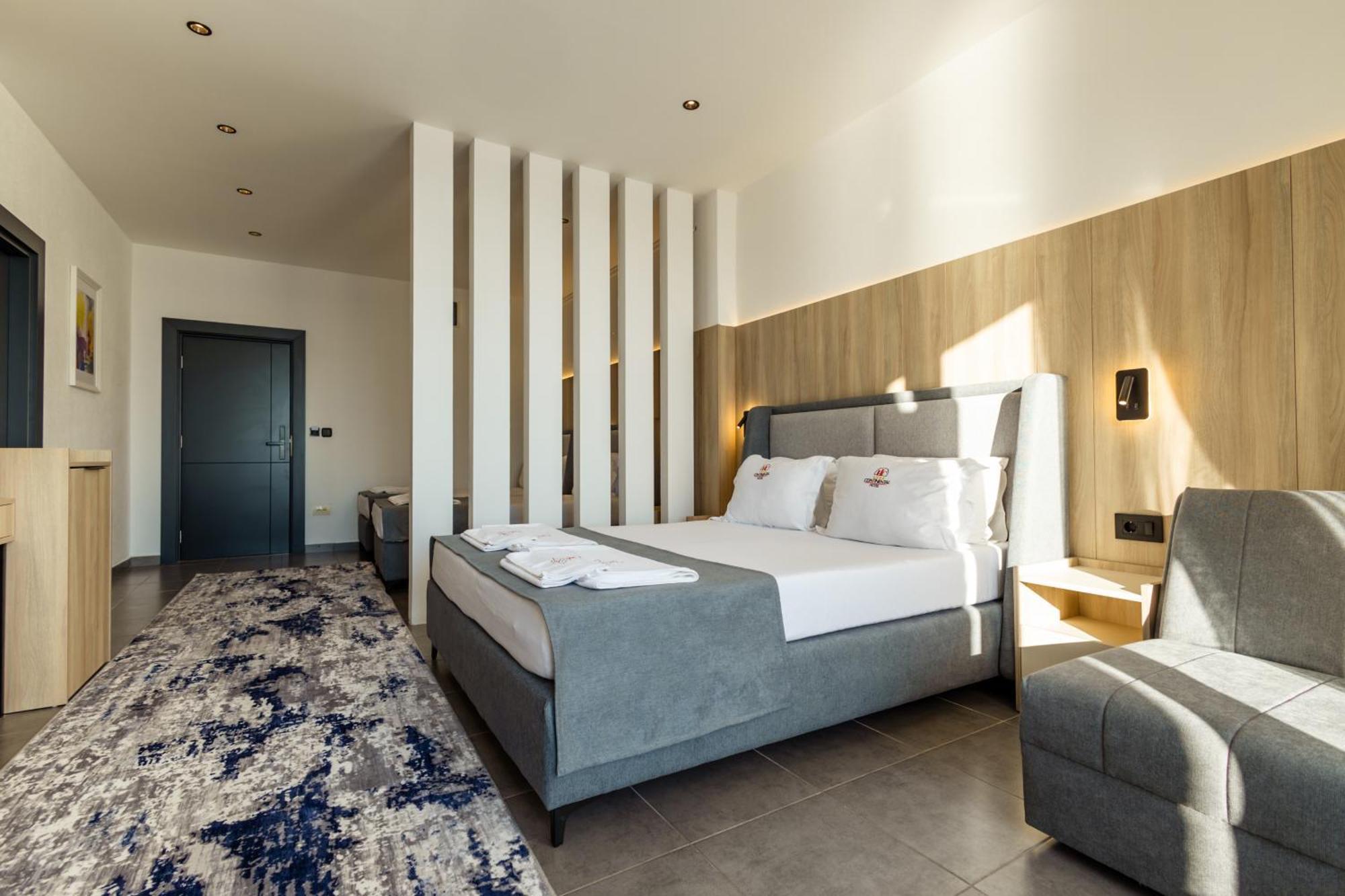 Continental Hotel Ούλτσιν Εξωτερικό φωτογραφία