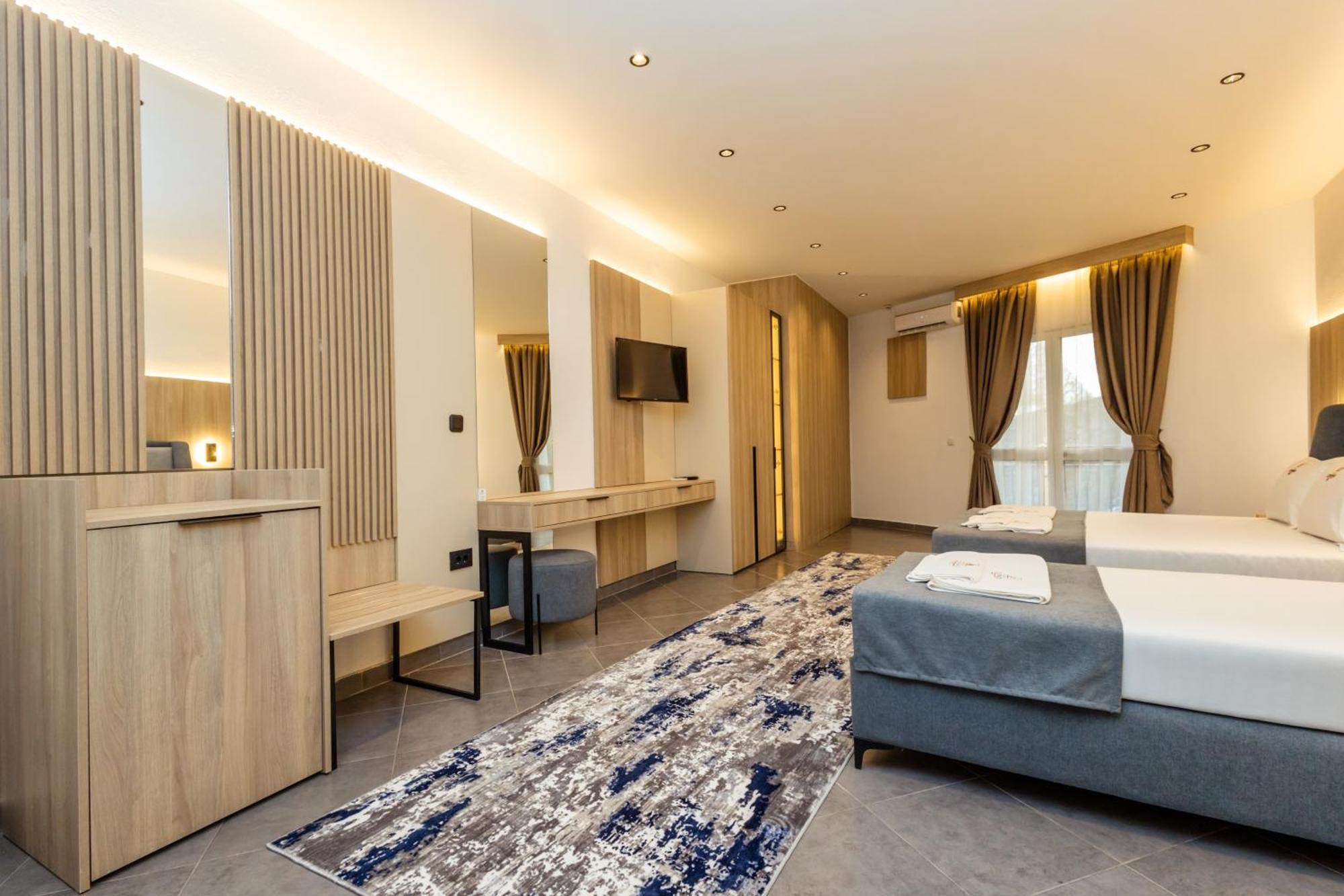 Continental Hotel Ούλτσιν Εξωτερικό φωτογραφία