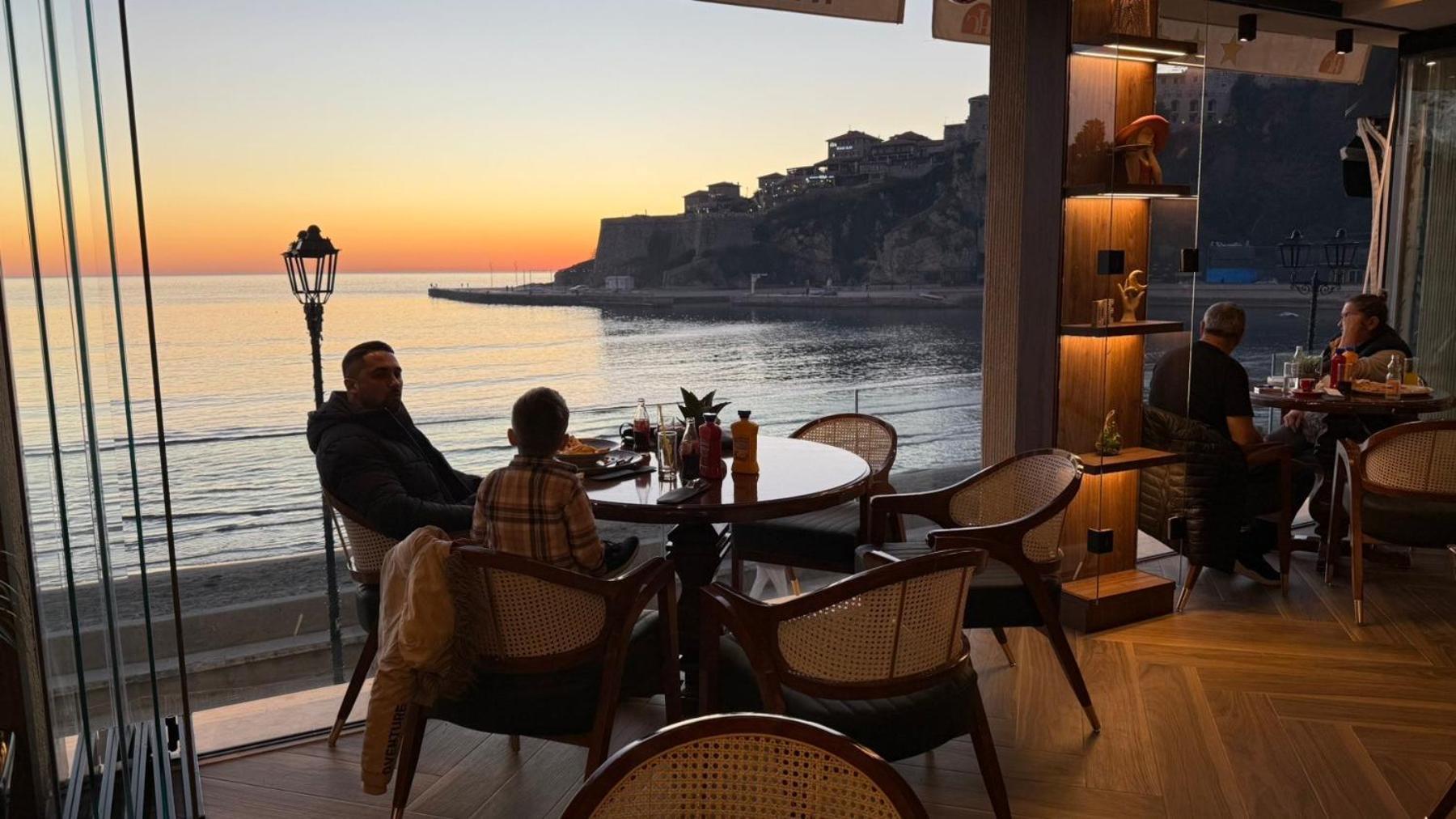 Continental Hotel Ούλτσιν Εξωτερικό φωτογραφία